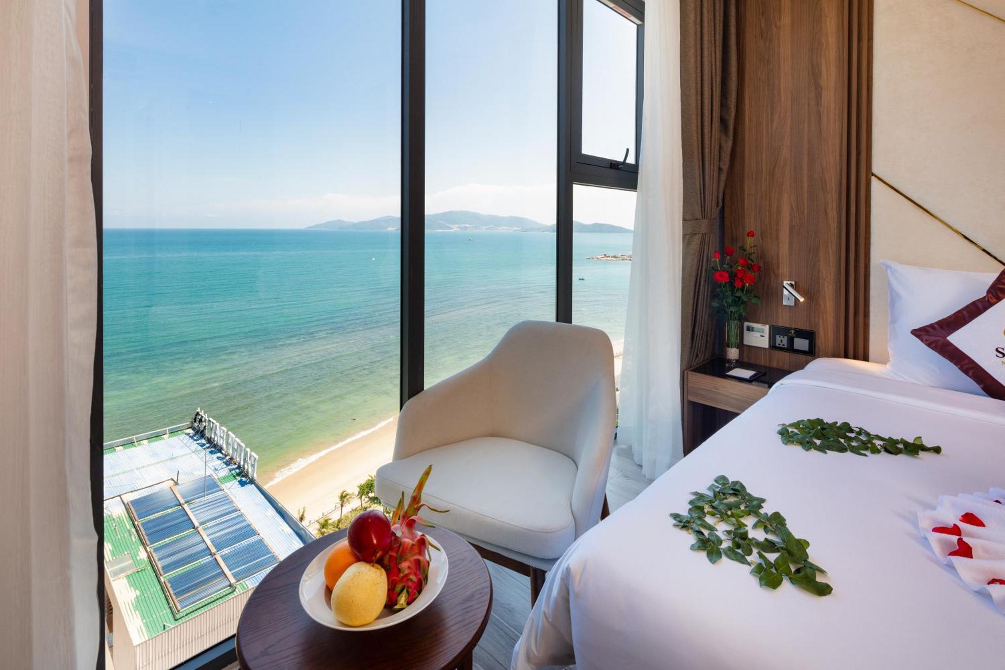 Senia Hotel Nha Trang Buitenkant foto
