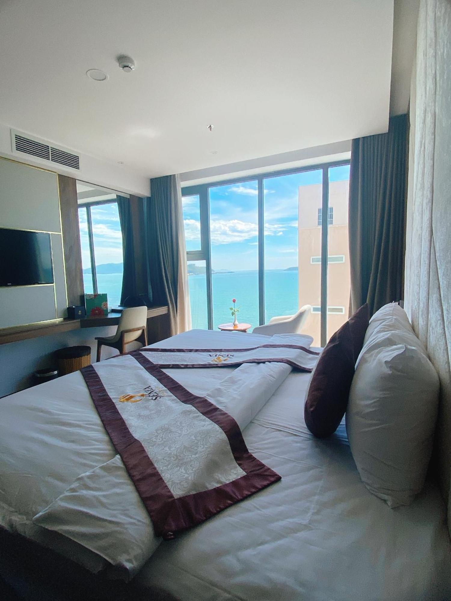 Senia Hotel Nha Trang Buitenkant foto