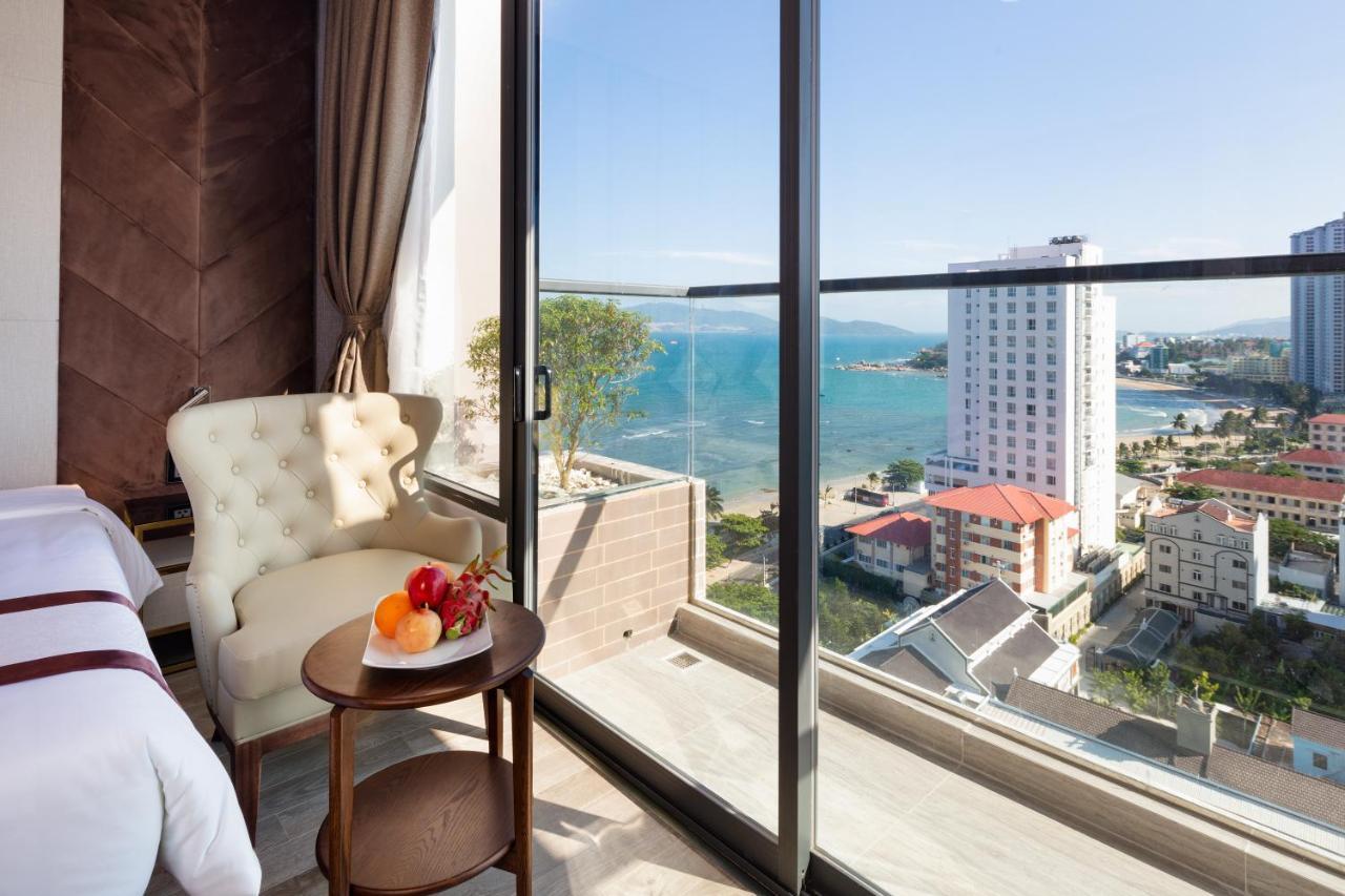 Senia Hotel Nha Trang Buitenkant foto