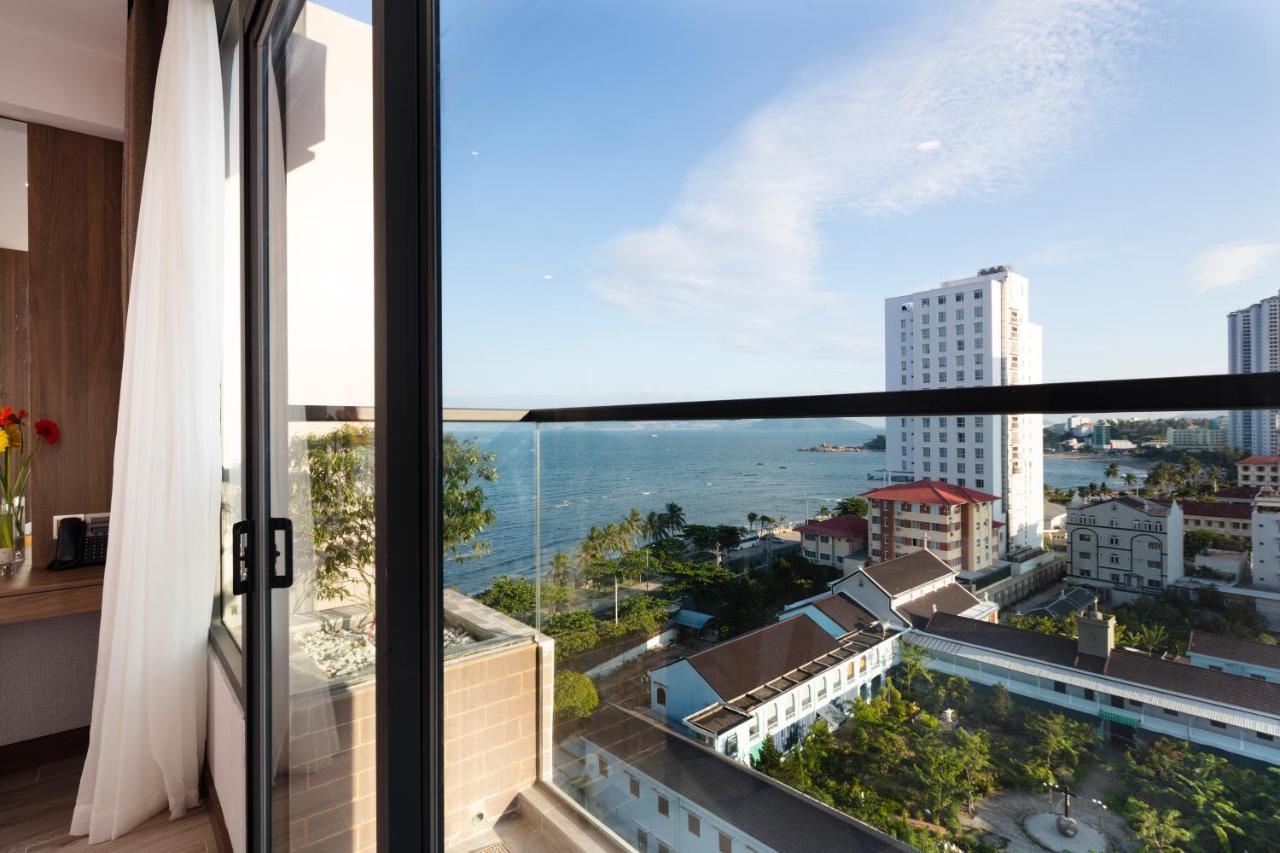 Senia Hotel Nha Trang Buitenkant foto