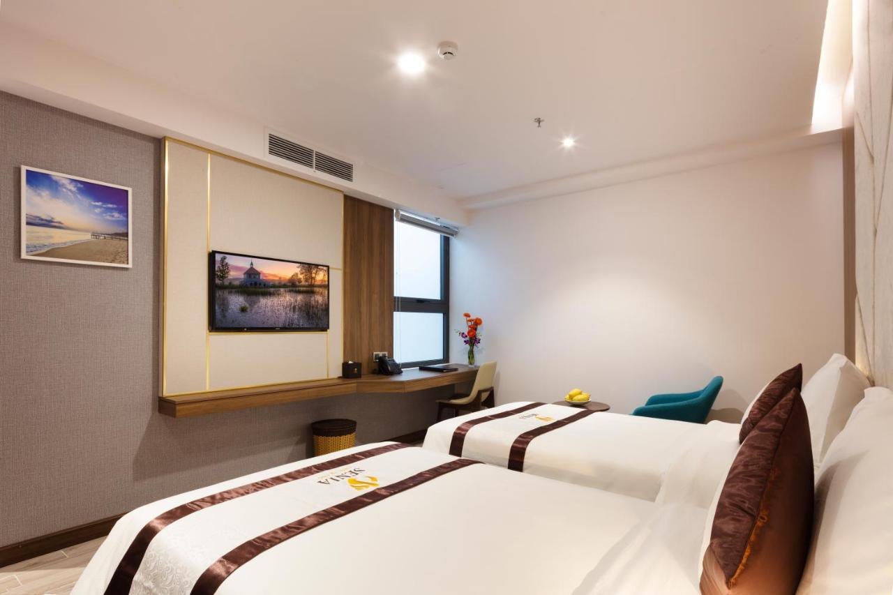 Senia Hotel Nha Trang Buitenkant foto