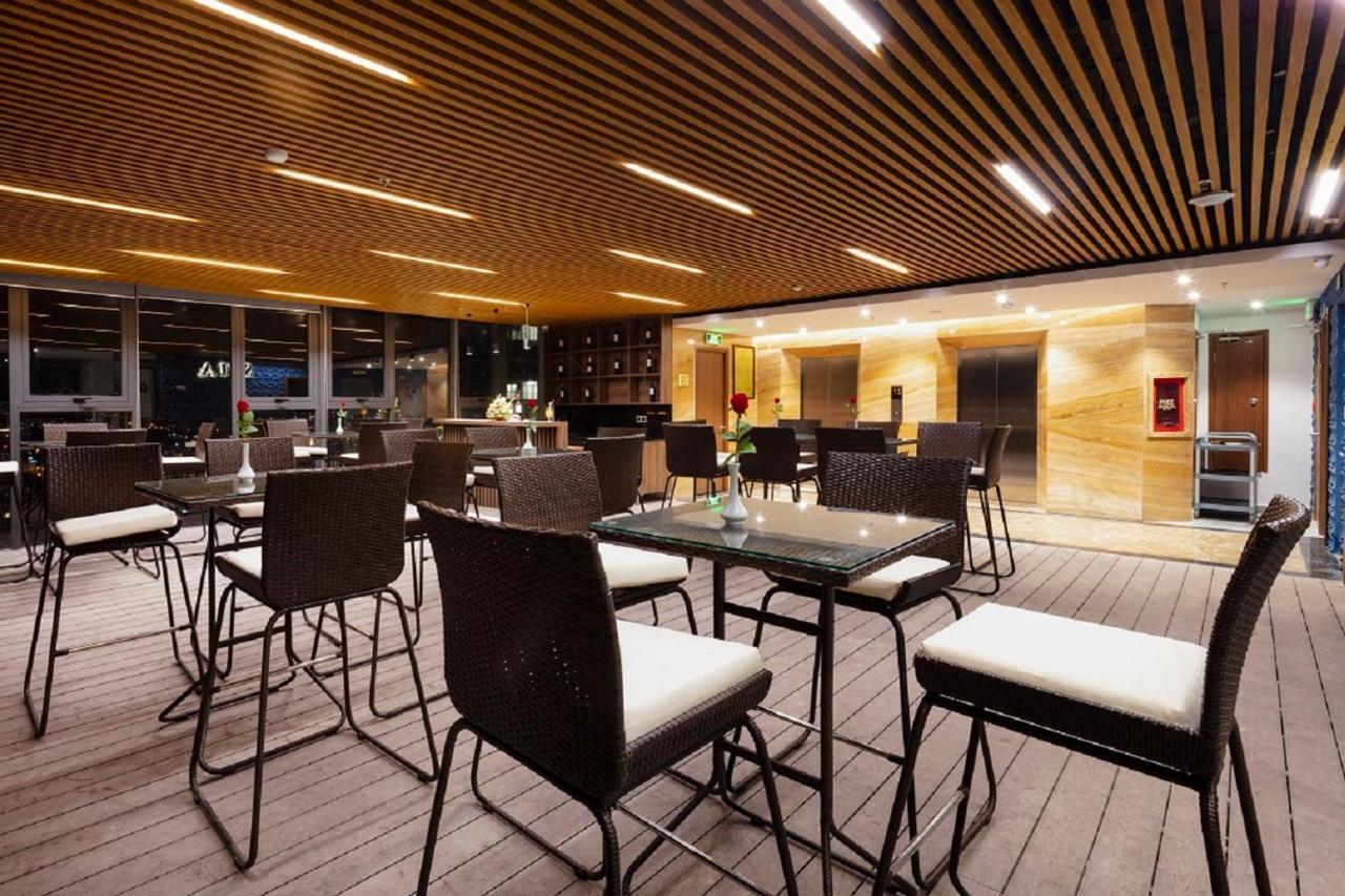 Senia Hotel Nha Trang Buitenkant foto